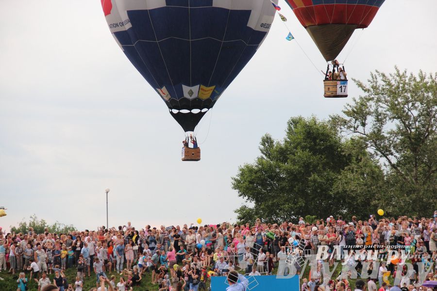 Открытие 18-й Международной встречи воздухоплавателей в Великих Луках (часть 2)