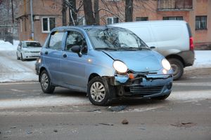 Две легковушки столкнулись на Гагарина (ФОТО)