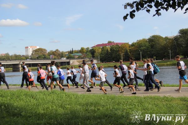 В Великих Луках пройдёт Всероссийский день бега «Кросс нации» (0+)