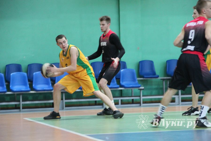В Великих Луках завершился 4 тур Чемпиона АСБ (ФОТО)