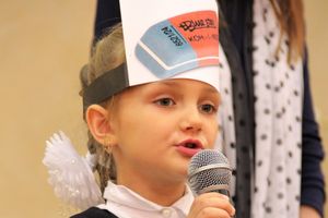 Зачем самых младших учеников 13-й школы испачкали мелом (ФОТО)