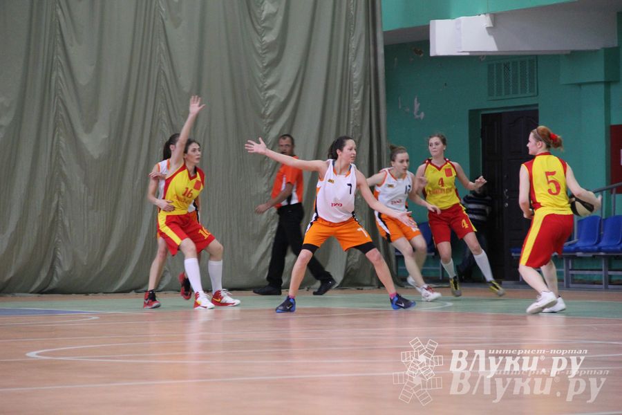 Команды ВЛГАФК стали лучшими на Чемпионате города по баскетболу (фото)
