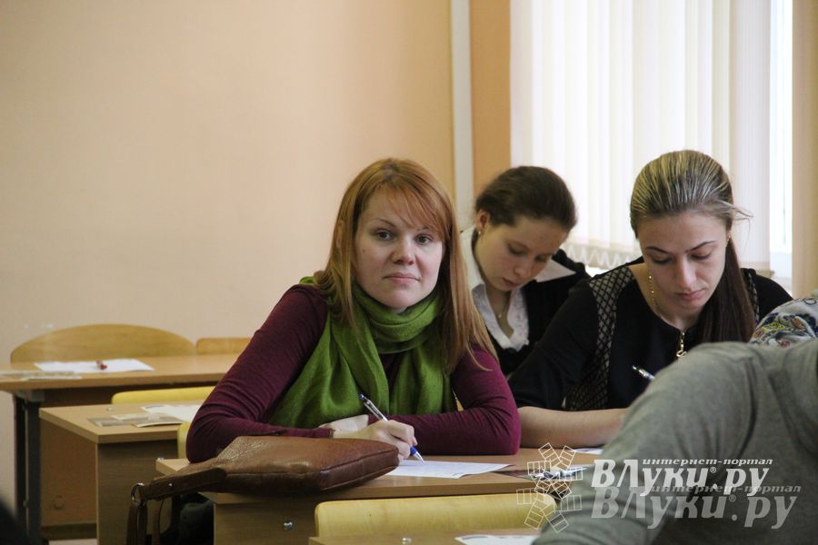 В Великих Луках написали тотальный диктант