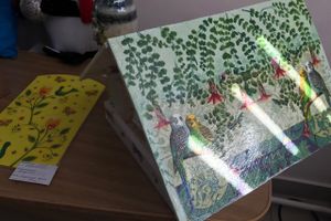 В школе №13 проходит выставка творческих работ учащихся (ФОТО)