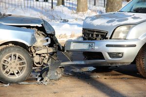 Лобовое столкновение на пр-те Гагарина в Великих Луках (ФОТО)