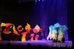  В ДК им. Ленина состоялся отчетный концерт студии восточного танца «Восточные сладости» (фото)