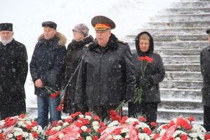 В Аллее Героев в Великих Луках прошёл Торжественный митинг  (ФОТО)