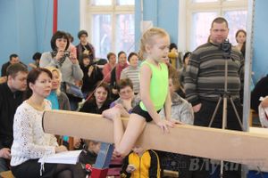 Соревнования по гимнастике посвятили освобождению Великих Лук