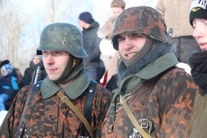 В Великих Луках реконструировали подвиг Александра Матросова (12+)(ФОТО)