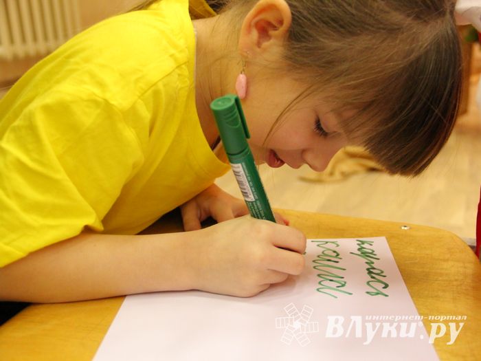 В школе №13 прошёл конкурс «А ну-ка, девочки!» (ФОТО)