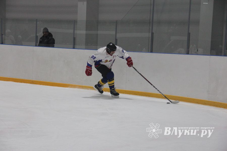К «ЛукиСпорт» уступил с разницей в одну шайбу (ФОТО)