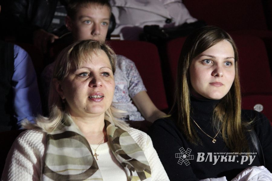 «Великолукская Веснянка» на сцене ДК ЛК