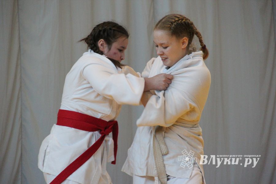 В Великих Луках прошли соревнования по дзюдо (ФОТО)