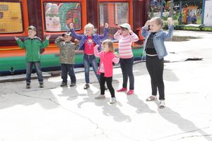 «Парад детских колясок» в День семьи, любви и верности (ФОТО)