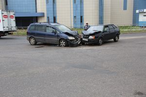 ДТП с пострадавшими на пр. Октябрьском (ФОТО)