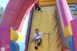 В Великих Луках прошел «День защиты детей» (ФОТО)