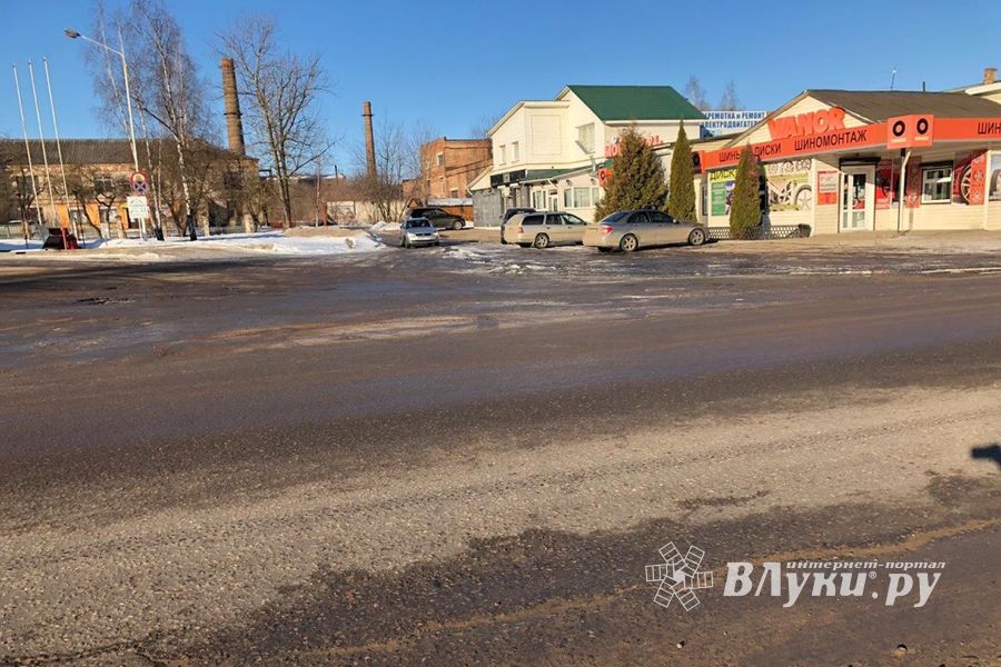 Новая речка появилась в Великих Лука (ФОТО; ВИДЕО)