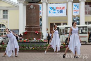 Праздничный вечер, посвященный 70-летию Победы в Великой Отечественной войне 1941-1945 годов прошел в Великих Луках (фото)