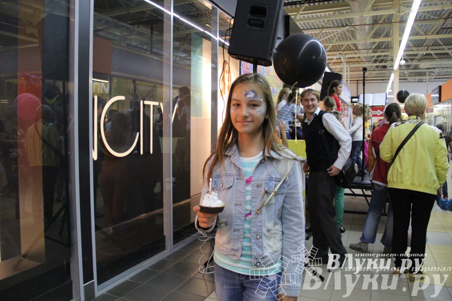 Торговый центр «Апельсин» отметил День рождения