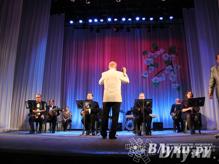 Городской праздничный вечер «Золотая пора» (фото)