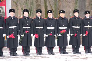 У Вечного огня в Великих Луках прошёл торжественный митинг (фото)
