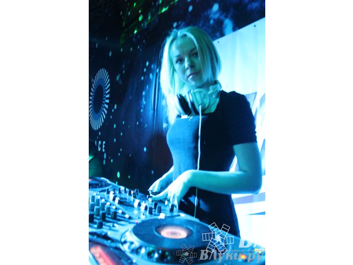 Радиостанция «Европа Плюс Великие Луки» отметила свой 12-й День рождения.