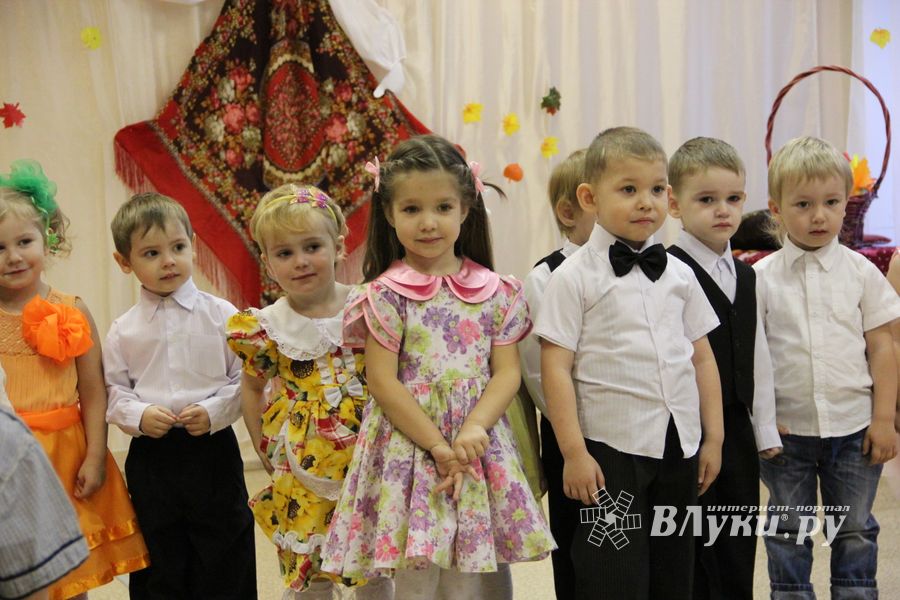В детском саду №16 прошёл осенний утренник (ФОТО)