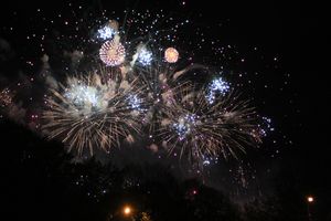 Салют в Великих Луках (ФОТО)