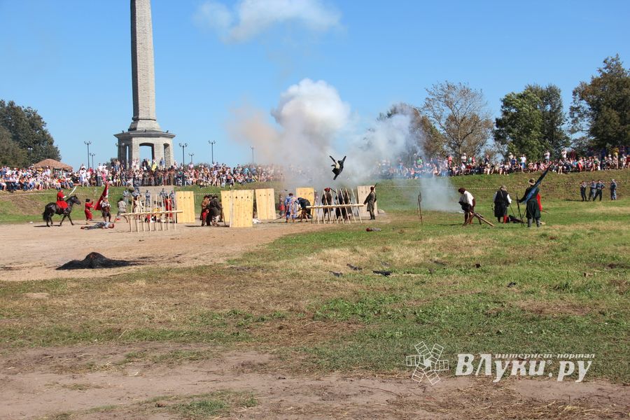 Великолукская Крепость соединила прошлое и настоящее (ФОТО)