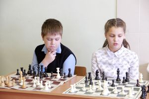 ​«Сказочные бои» прошли в великолукской школе № 13 (ФОТО)