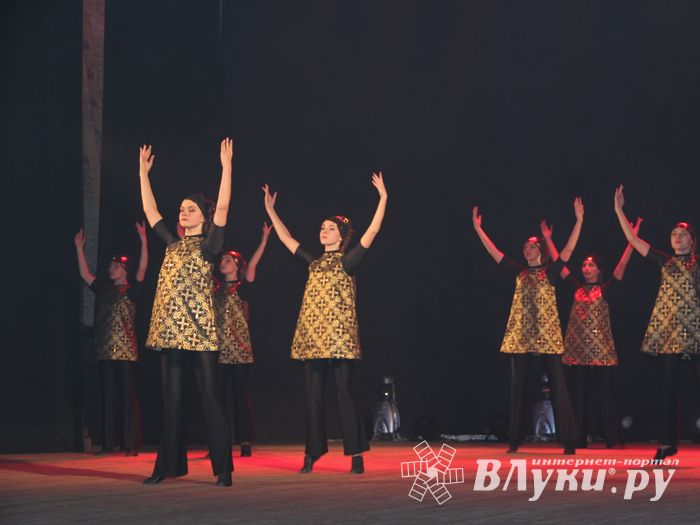 18 мая состоялся юбилейный концерт коллектива мажореток «Золотые погоны» (ФОТО)