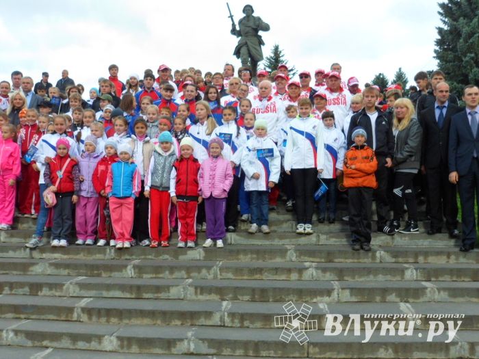 Великие Луки встретили олимпийских чемпионов (ФОТО)