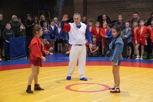 В Великих Луках проходит турнир самбистов (ФОТО)