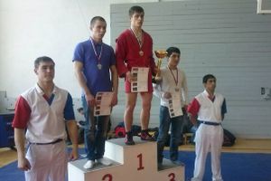 Великолукские спортсмены завоевали 19 призовых мест на турнире по самбо в Пскове (фото)