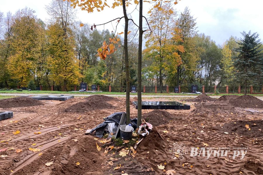 Продолжается реконструкция воинского мемориала (ФОТО)