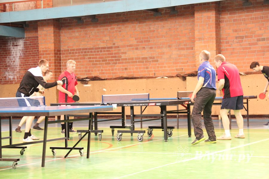 В Великих Луках прошел Кубок города по настольному теннису