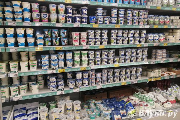 В Роскачестве перечислили худшие марки сметаны