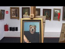 Перец-рапид: Выставка Никаса Сафронова в Великих Луках