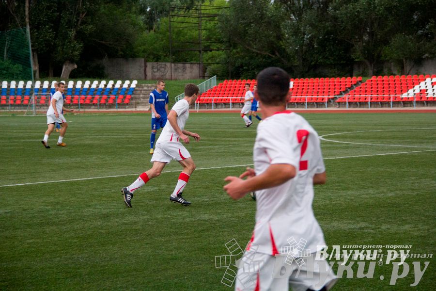 Футбольный матч «Экспресс-2» — «КПРФ»