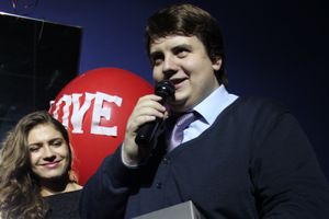 14 февраля в клубе «Хотэй» состоялось ежегодное шоу для влюбленных «Love Story»