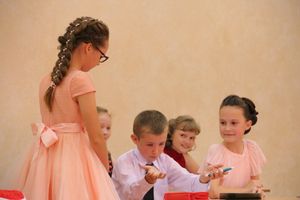 В школе №13 чествовали вчерашних учеников начальной школы (ФОТО)