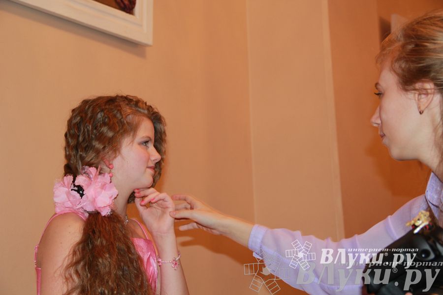 Фотосессия финалисток конкурса «Маленькая красавица Великие Луки 2014»