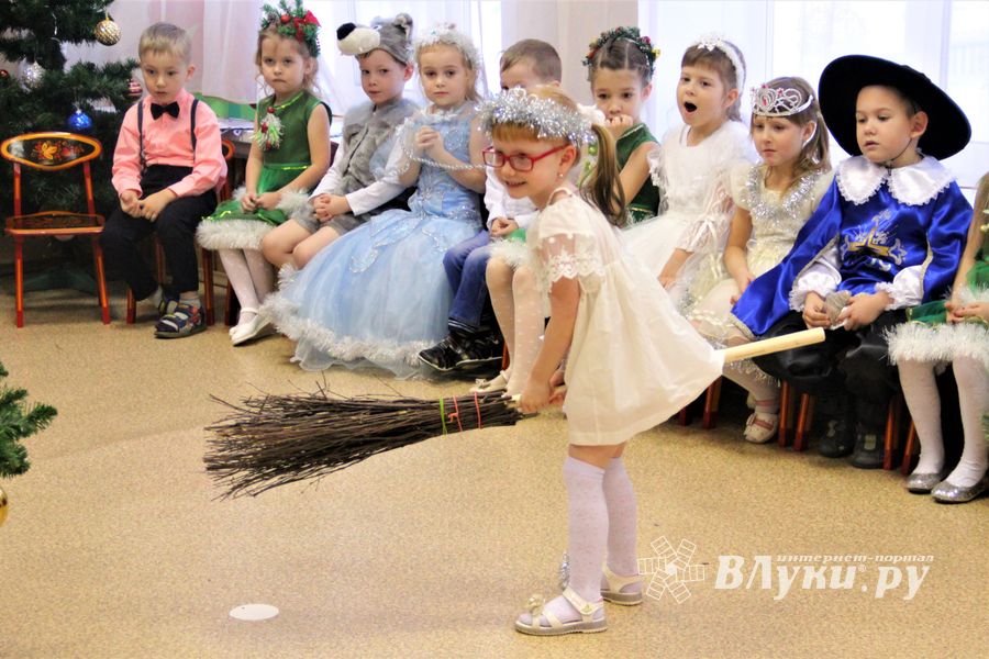 Волшебный новогодний утренник прошёл в детском саду №16 (ФОТО)