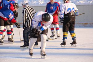 Великолукский хоккей: много забитых шайб, немного потасовок и разбитых лиц (фото)
