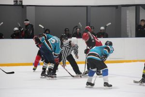 В Великих Луках прошли хоккейные матчи (ФОТО)