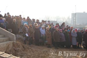 У храма святителя Тихона теперь есть освященные кресты