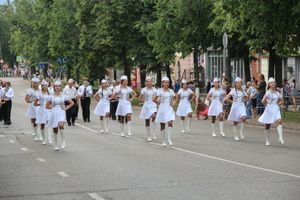 Великолукской «Бригантине» пришлось поплавать под дождём (ФОТО)