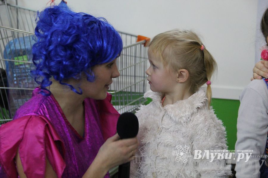 Ночь распродаж в ТЦ «Апельсин»