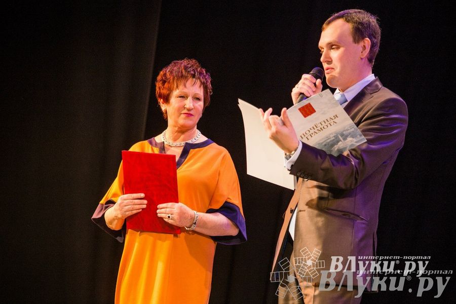 Знаменитый великолукский коллектив спортивного танца «Элегия» отметил свой юбилей