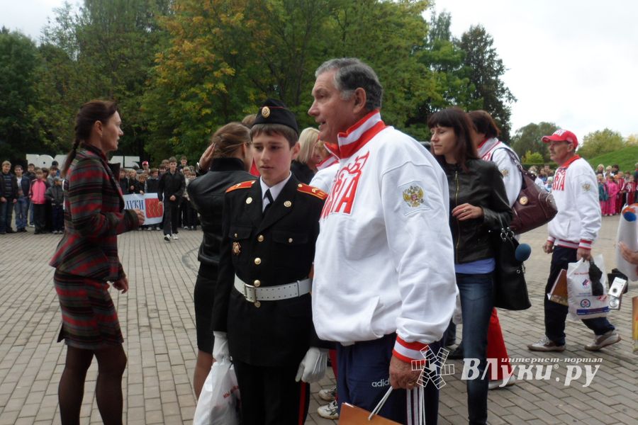 Великие Луки встретили олимпийских чемпионов (ФОТО)